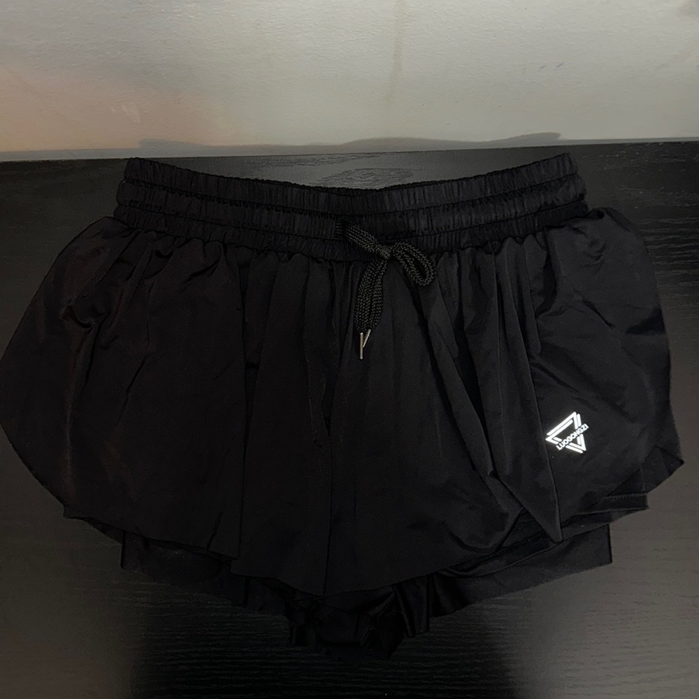 Black Flow Shorts